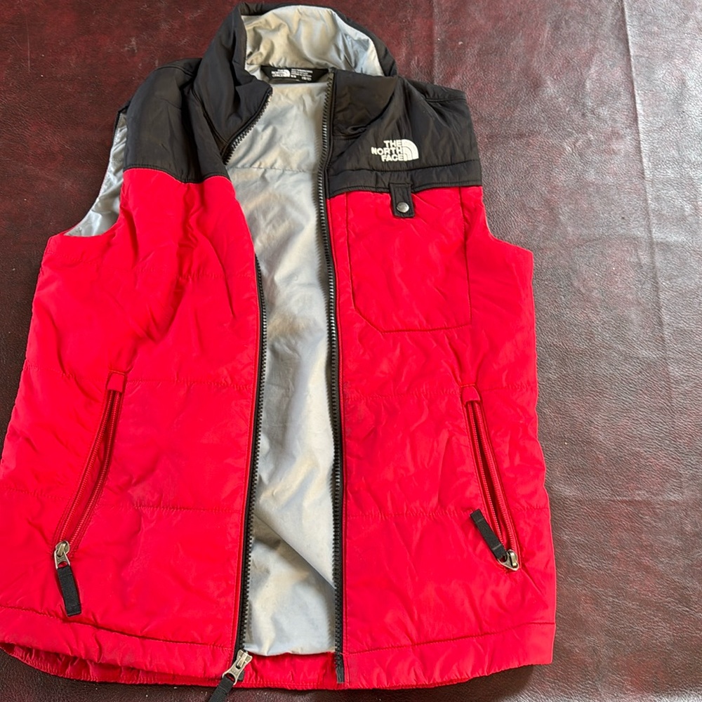The north face boys vest